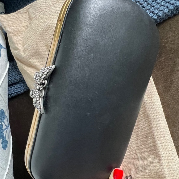 Gucci Broadway Leather Clutch - Picture 6 of 7